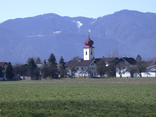Kirche Oberlangkampfen