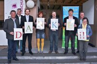 Das Brücken-Bauen Team der Neuen Mittelschule Hippach und die drei Standortbürgermeister sagen ein herzliches DANKE an alle Helfer und Spender! 