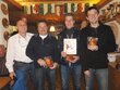 Obmann OSM  Alfred Bauhofer gratulierte den Gewinnern der geraden Juxscheibe – Karl Kainz, Klaus Huber, Helmut Fill.