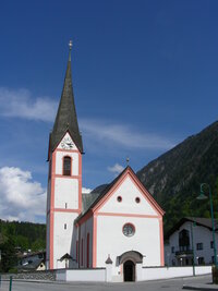 Jahreshauptübung der FF Bad Häring: Unsere Pfarrkirche dient als Übungsobjekt