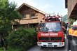 Um in das Gebäude zu gelangen mussten die Einsatzkräfte die Haustür aufbrechen