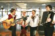 Die beiden Wildschönauer Duos spiielten und sangen zusammen das Kufsteiner Lied. Hubert Klingler, Eva Fux, Traudi Haas, Toni Klingler