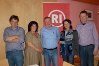 Im Bild von links: Referent Peter Goller, Irmgard Egger/SPÖ, Wilfried Bader, Bürgermeisterin Hedi Wechner und Martin Ortner vom Renner-Institut.