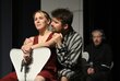Dramatischer Show-Down in „Der Tod und das Mädchen“. Foto: Stadttheater Kufstein