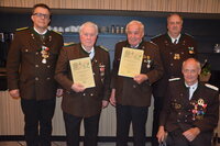 Ehrung Tiroler Landesschützenbund – v.l. Manfred Schachner, Hansjörg Mair, Hans Strasser, Andreas Obitzhofer und Hubert Aufschnaiter. Foto: Veronika Spielbichler