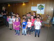 Die Kinder des Kindergartens Bruckhäusl statten unseren Bewohnern einen Besuch ab.