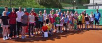 Die Teilnehmer der 1. Eltern-Kinder Olympiade des TCW