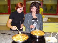 Silvia Nagl und Viviane bekochten mit ungarischen Köstlichkeiten 