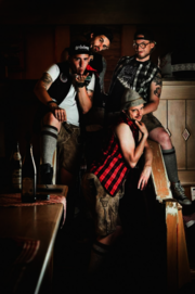 DIE ANALPHABETEN & LIQUID STEEL