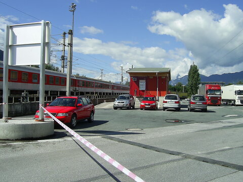 LKW-Verladestelle im Bahnhof Wörgl Terminal Nord