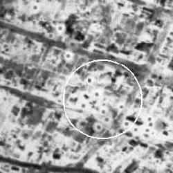 Bombenschäden in Wörgl, von einem Bomberpilot der US-Air Force fotografiert