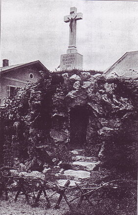 Friedhofsdenkmal