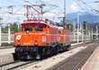 1020.018 und 1044.040 in Wörgl Hbf auf Fotofahrt